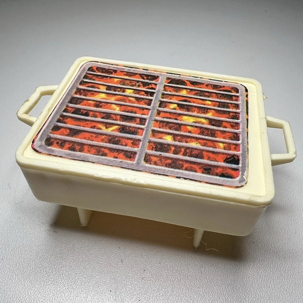 Vintage Mattel Barbie Star Traveler RV Camper Tabletop Grill Accessory‎